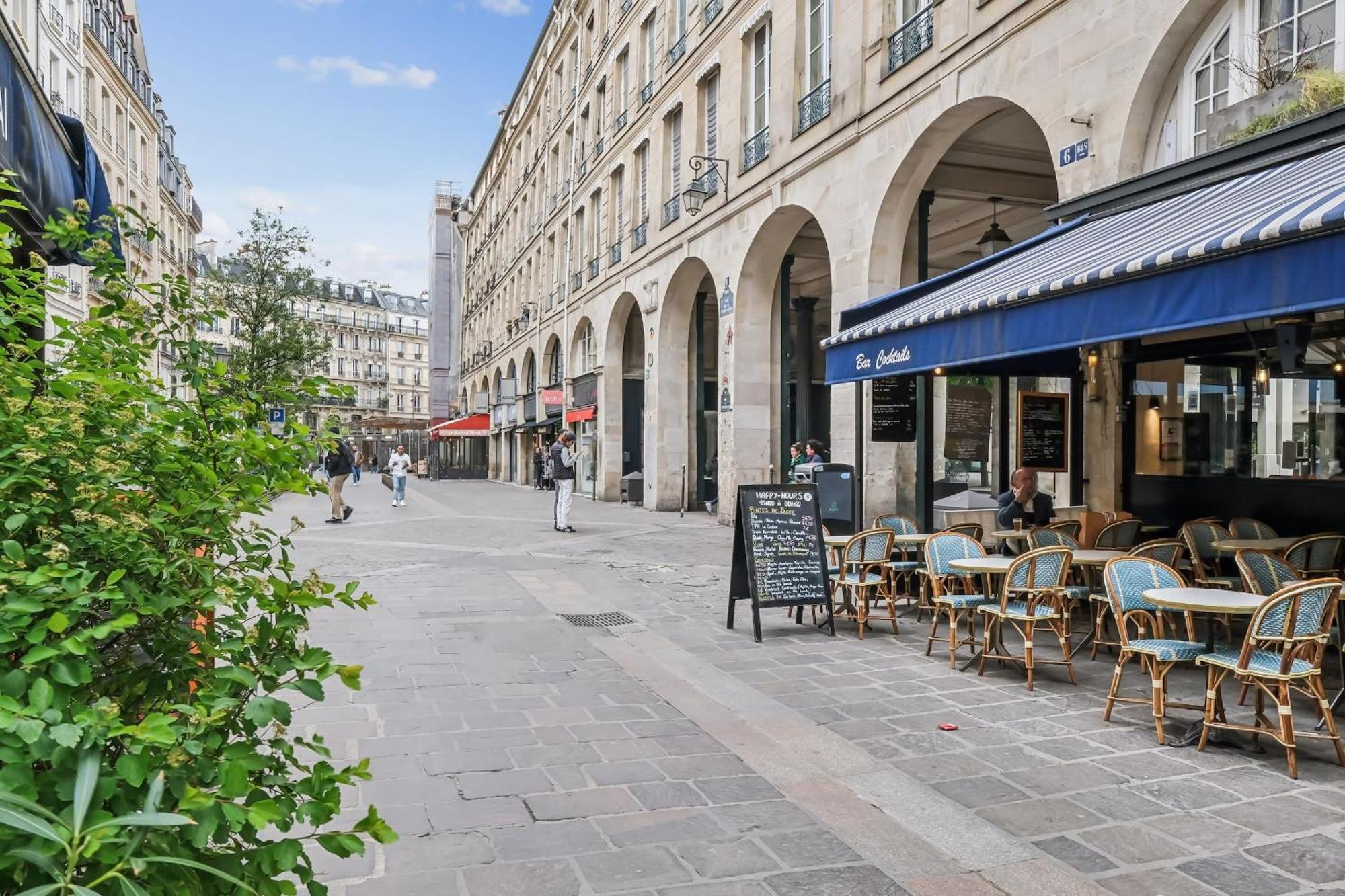 Апартаменты Flat Near Le Louvre Париж Экстерьер фото